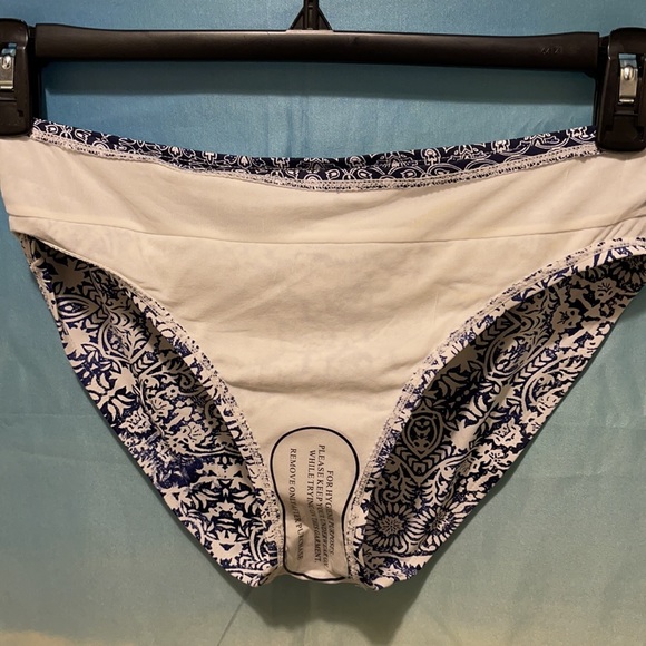 NWOT TOMMY BAHAMA SWIM BOTTOMS APPROX SZ XL - Picture 6 of 7